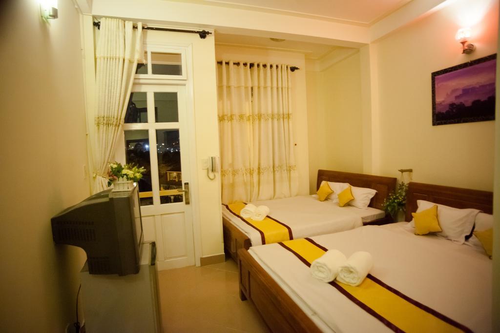 Happy Day 1 Hotel Đà Lạt Chambre photo